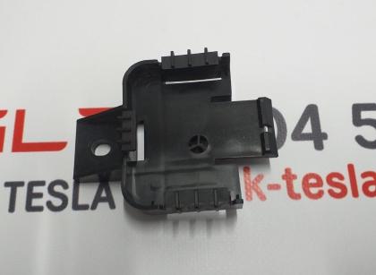 HOMELINK V OPTION 2 Modulhalterung Tesla Modell 3 1098355-00-B