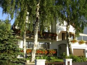 FRUHLINGSSONNE IN RIESENGEBIRGE PENSION