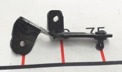 Motorhaube Stoßdämpferhalter unten rechts Tesla Modell 3 1089586-00-C