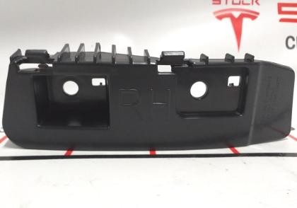 Halterung für hintere rechte Lampe NEU Tesla Modell 3 1083993-00-D