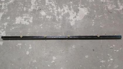 Mittelstrebe des Hauptbatteriegehäuses Tesla Modell 3 1104428-00-T