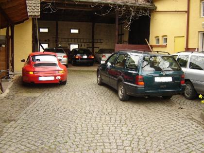 Privat parken am Stuttgarter Flughafen 25 -Euro/Woche