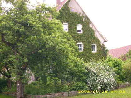 Vermiete 3 Zi. EG. Wohnung 83 qm im Grünen