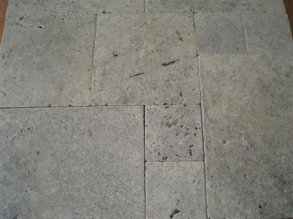Terassenplatten Gartenplatten Bodenplatten aus Naturstein Travertin Anitk Marm