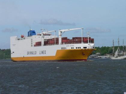Urlaub auf dem Frachtschiff