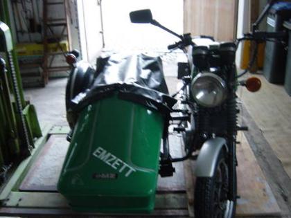TS 250/1 Gespann mit Superelastik Seitenwagen u. ETZ Motor