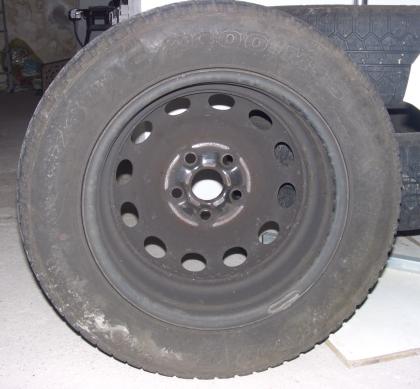 4 x Winterreifen 195/65-R15 95 T M S auf Stahlfelgen 5 Loch / 108 6JX15H2 ET55