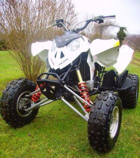 Quad Polaris Outlaw 525 ATV