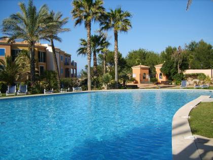 Mallorca Wohnung in 1. Meeresline 2 Schlafzimmer Meerblick 40m Außenpool