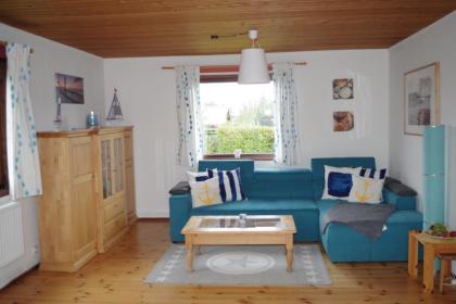 Hochwertiges Ostsee-Ferienhaus Seepferdchen mit Sauna Kamin und Sonnenterrasse