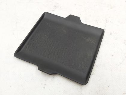 Tesla Modell 3 Gummimatte Mittelkonsole Handschuhfach 1755530-00-A