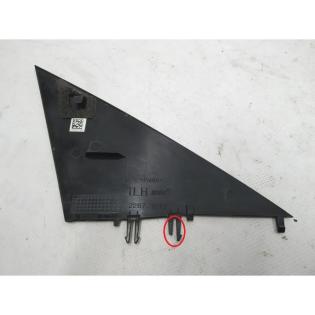 Linker Spiegelstecker Dreieck mit Beschädigung Tesla Modell 3 1130655-00-D