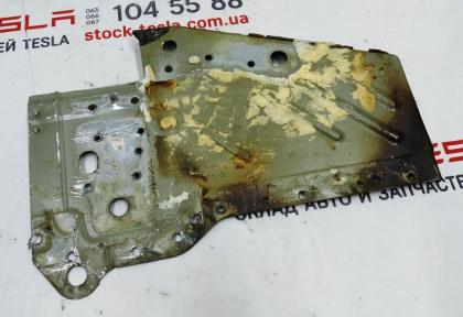 Seitenteil vorne rechts Unterboden Karosserieblech vorne rechts Tesla Modell 3 1