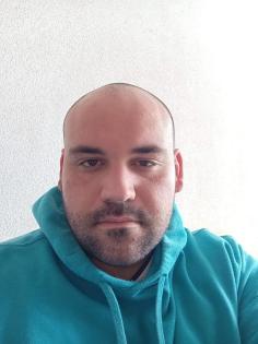Ich suche dringend einem vollzeitjob