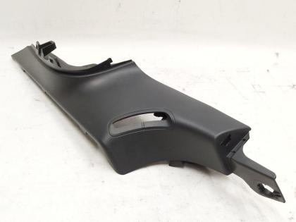 Sicherheitsgurtpolsterhalter C Links Tesla Modell 3 1086281-00-G