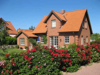 Ostsee-Ferienhaus Ostseetraum mit Kamin Sauna und WLAN in Schönberg-Brasilien