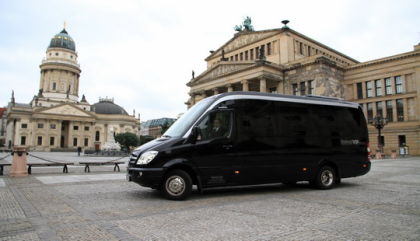 Berlin Stadtrundfahrten Völker der Welt schauen auf diese Stadt