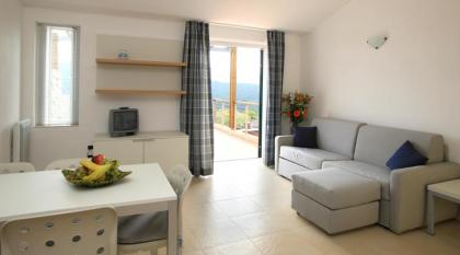 Elba Golf Apartments liegt auf einem Hügel ab vom Chaos und vom Verkehr Meersic