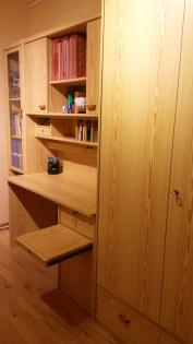 Kinderzimmer Jugendzimmer Kleiderschrank Schreibtisch Vitrine