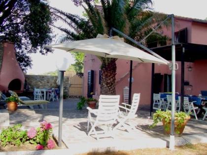 FERIENHAUS AM MEER IN S. ANDREA INSEL ELBA TRAUMHAFT GELEGEN MIT MEERBLICK ZU