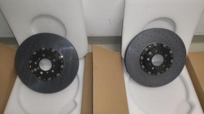 BMW M3 M4 F80 F82 F83 Keramik Bremsscheiben Set VA NEU OVP