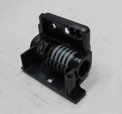Federbefestigungsmechanismus der Armlehne der Mittelkonsole Tesla Modell 3 11217