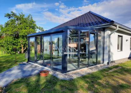 Wintergarten/ Sommergarten aus Aluminium