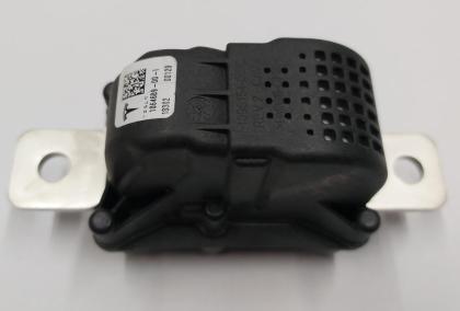 Tesla Model 3 Model Y Hauptbatteriezünder 1064689-00-J