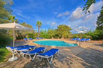 Mallorca romantische Mallorquinische Finca mit Pool und Internet Ferienhaus für