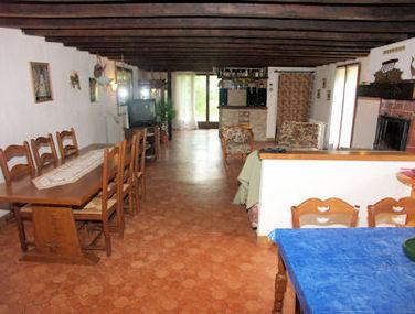 Ferienhaus im Südburgund-Romenay zwischen Louhans-Tournus zu vermieten.